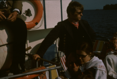 Båttur på "Ringskär" män kvinnor i folkdräkt 

090506/KG