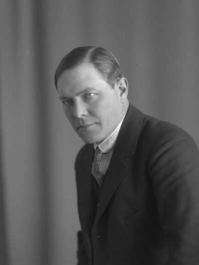 Fil.mag Ekelund
Motala


Dok.080602/RS