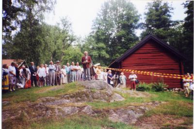 Invigning av smedjan i Brunnsparken Södra Vi hembygdsdagen 4 augusti 1996
Invigningstal och historik av Erik Carlsson