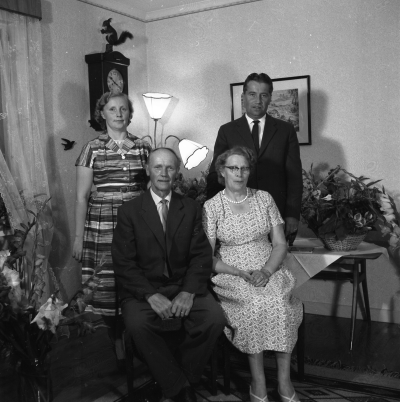 Erik Ahlstrand med familj
- 60 årsfirande -

Dok.111021/KG