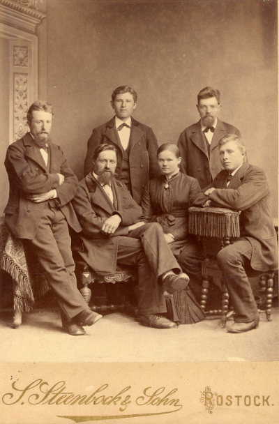 Den 8 augusti 1898. To Hanna Westerdal, Östhammar, Sweden. I anledning af edert bref af den 19:de i denna månad hafva efterfrågningar anstälts om M. Westerdal, men man har icke kunnat ernå någonsomhelst underrätelse om honom. Högaktningsfullt Harald Ehrenborg, vice consul.