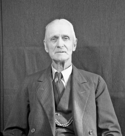 Gustav Hultin
- bror till Ida Hultgren -

Dok.111031/KG