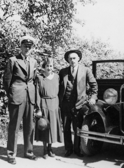 Från vänster 1. Harry Jansson, 2. Hulda Jansson, 3. Gunnar Eriksson, Näs. 