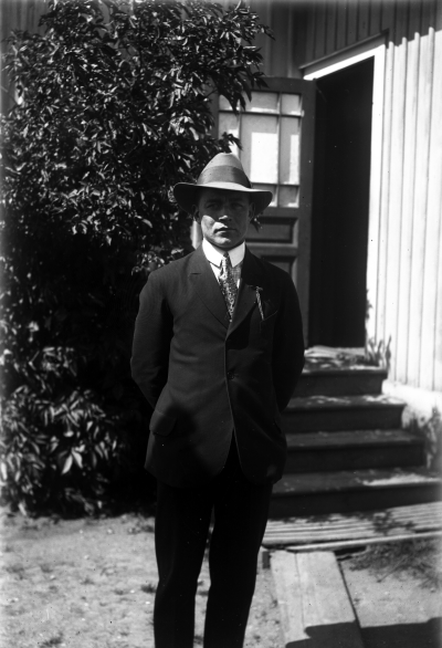 Henrik Hansson född 31/ 8 1906, död 20 / 12 1978