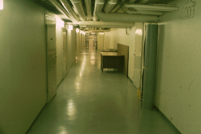 Sjukstugan källarkorridor  

090512/KG