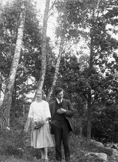 Hällebacka

Många av bilderna i mappen Hällebacka kan lika gärna vara tagna kring Lidhem Locknevi.