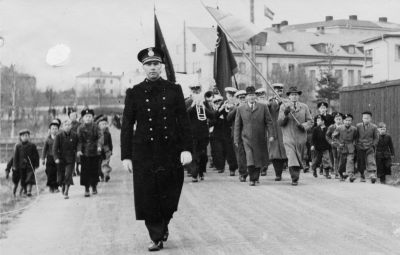 1:a maj. 3 Polis Andersson i spetsen. De två främsta i tåget från vänster 1 Gunnar Persson  2 Folke Nilsson  