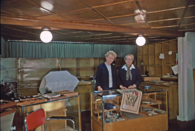 Hanna Dahl Mode & Tapisseriaffär

090512/KG