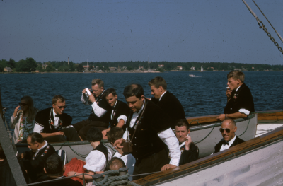 Båttur på "Ringskär" med gästande folkdansare 

090506/KG