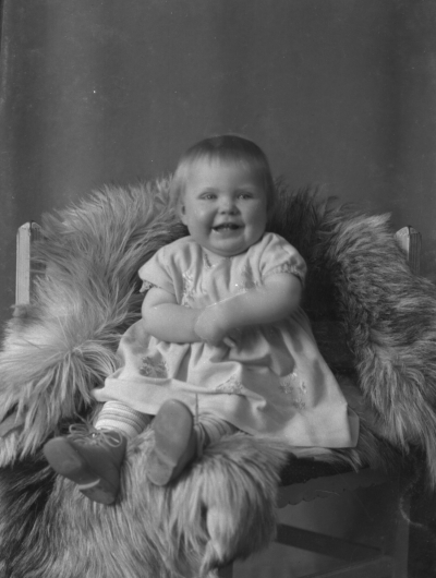 Vedfelt (flicka)
Frödingehult



Dok.080429/RS