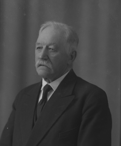 Lindell



Dok.080602/RS