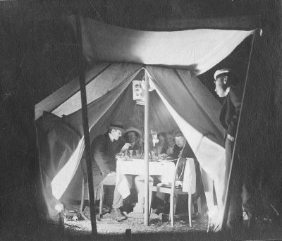 Kräftsexa på Knabbarps udde

Dok.090630/SJ