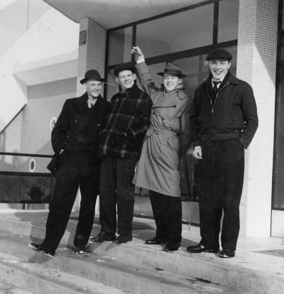 Allan Gustafssons egen dokumentation: " Olle, Lennart, "Halle" och Allan i Linköping år 1957."