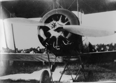Kapten Saunders passagerareflygning vid Åkebo.   