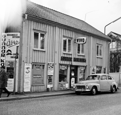 Storgatan
- Gunnar Karlbergs affär -

Dok.110329/KG