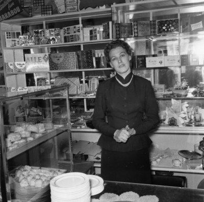 Konsum i Vimmerby
Konditoriavdelningen

Dok.100602/KG