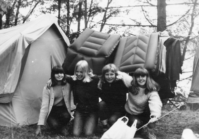 Bilder från Frisksportklubben Apollo. Klubbstuga och bastu vid Borstingen