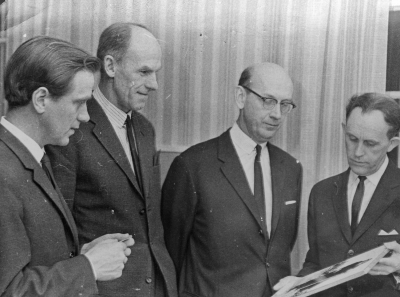 1. Ingemar Ingström, Pelarne 2. Erik Nestor, Gullringen 3.Gösta Magnusson, Södra Vi  4. Alf Johansson Vimmerby. Kortet taget vid ett fotoklubbsmöte den 16 januari 1967.