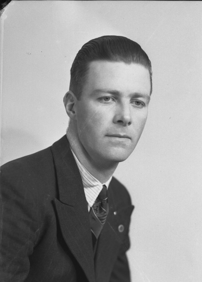 Rickard Karlsson



Dok.080422/RS