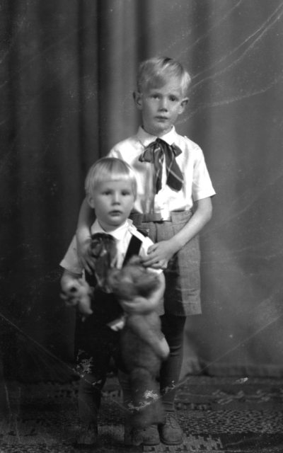 Fru Mörfelt   (barn)



Dok.080602/RS