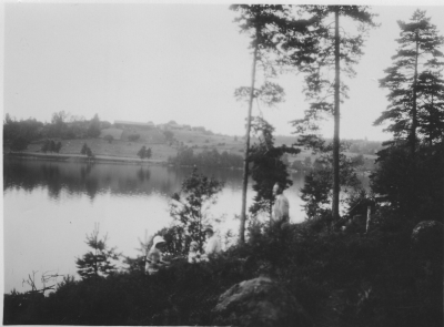 Gebosjön,  Erik Wahlberg, Sigrid Wahlberg, Gudrun Sjögren, Olga Westerdahl

Sommaren 1931

Dok.090629/SJ