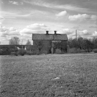 Alexnäs Rävbäcksgatan sista ägare Lundin. T.E.

Dok.110524/KG
