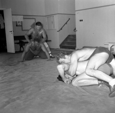 Brottning

Dok.110615/KG