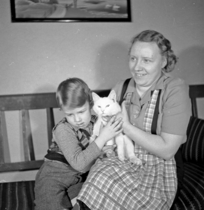Erling Berggrens familj
Göran och Margit 

Dok.111025/KG