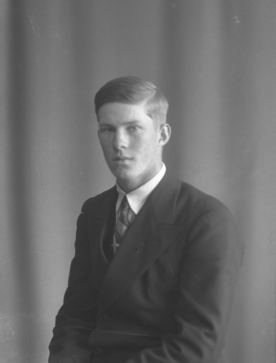 Harry Pettersson



Dok.080602/RS