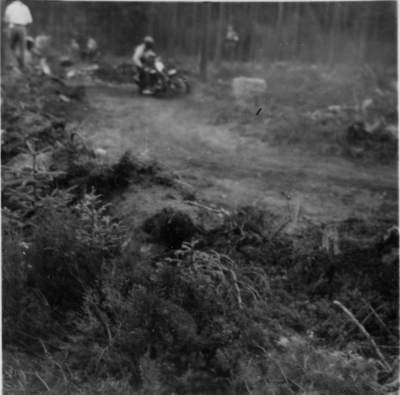 Motorcrosstävling