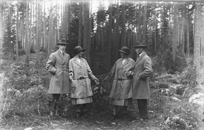 Knut Lindberg  Iris Lindberg f. Flender   x2            U.F.