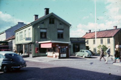 Kvarteret Grönsikan, Thörnqvists kiosk, före rivning 1970 (?)