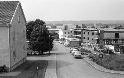 Husbygge Eken

090525/KG