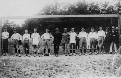 Kortet taget i Oskarshamn omk 1915 laget okänt.     