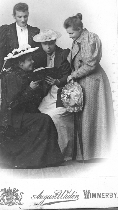 Anna Tisell 
Hedvig Forsell