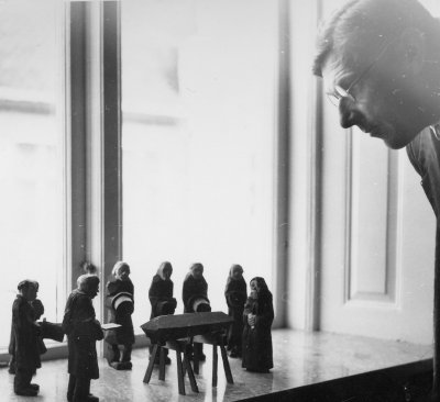 Leonard Karlsson Södra Vi betraktar "Döderhultsgrupp". T.E.