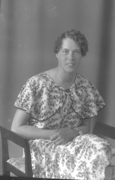 Fröken Elsa Nilsson
Älö (Sörgården)



Dok.080422/RS