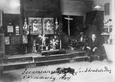 FornminnesJordbrukets Dag i Wimmerby. Guldsmed Ludvig Pålsson vid utställningen 1924 (död 1947).   