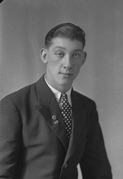 Nils Andersson



Dok.080407/RS