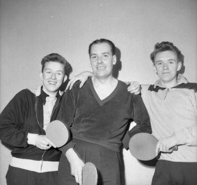 Bordtennis
Från vänster Göran Berggren Evert Hermansson ( Biffen )
Åke Samuelsson

Uppgiftslämnare Lars Birgersson Målilla

Dok.101130/KG