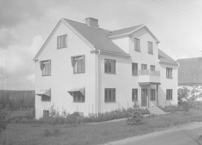 Jansson bygg.
Prästgårdsgatan
Fastigheten Linnäs på Prästgårdsgatan 11. Huset byggdes av köpmannen Per Johan Andersson 1937

Dok.080619/RS