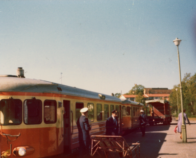 Allan Jonssons egen dokumentation: Rälsbuss på Vimmerby station".