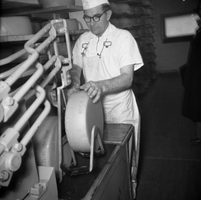 Mejeriet
Harry Hjelm Frödinge / Henning Jonsson Frödinge mejeri

Dok.110617/KG