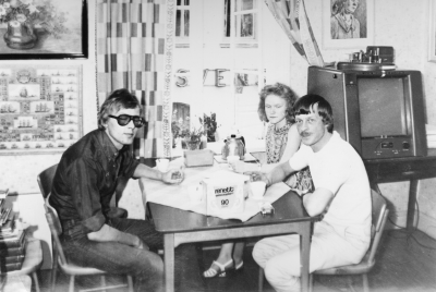Fr.v. 1. Bosse Eriksson, 2 Ann Lennartsson,  3. Sture Nilsson. T.E.

Stadsbiblioteket ( i f.d. Rektorsgården )
