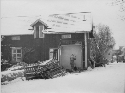 C.O. Walléns hus vid Ringvägen rives av Landstinget och läkare bostad skall byggas 1940-talet. "Katrineberg". T.E