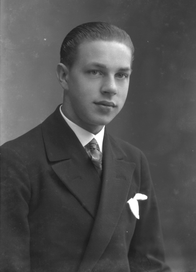 Herr Carlsson
Karlbergs skoaffär



Dok.080429/RS