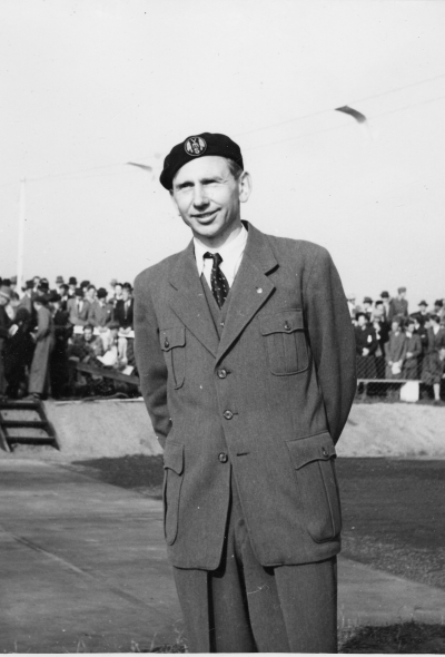 John Vogel (urmakare i Vimmerby) ordförande i VMS.

Invigningen av speedwaybanan 16/10
Dok,20100415/KG