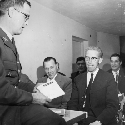 Från  vänster  1. ?  .2 Gunnar Johansson, Tuna 3. Stig Börje Åkesson, kamrer 4. Börje Engström, lärare 5. Evert Andersson Örsåsa Björkhult  Vimmerby.   