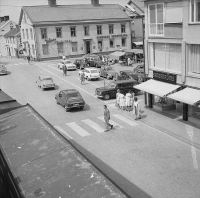 Torget
- torghandel -

Dok.110405/KG