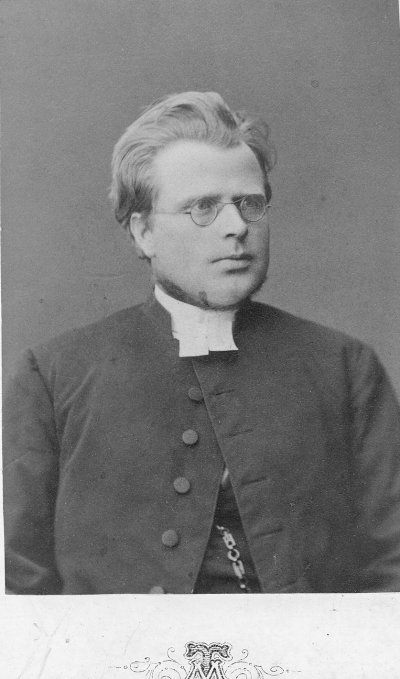 Thorén
Kyrkoherde i Vimmerby
